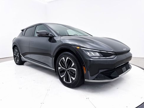 Used 2023 Kia EV6 Wind w/ Wind Technology Package image 11