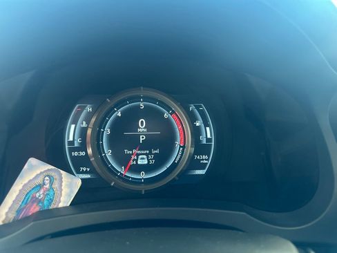 Used 2017 Lexus IS 200t F Sport w/ F Sport Package RWD image 7