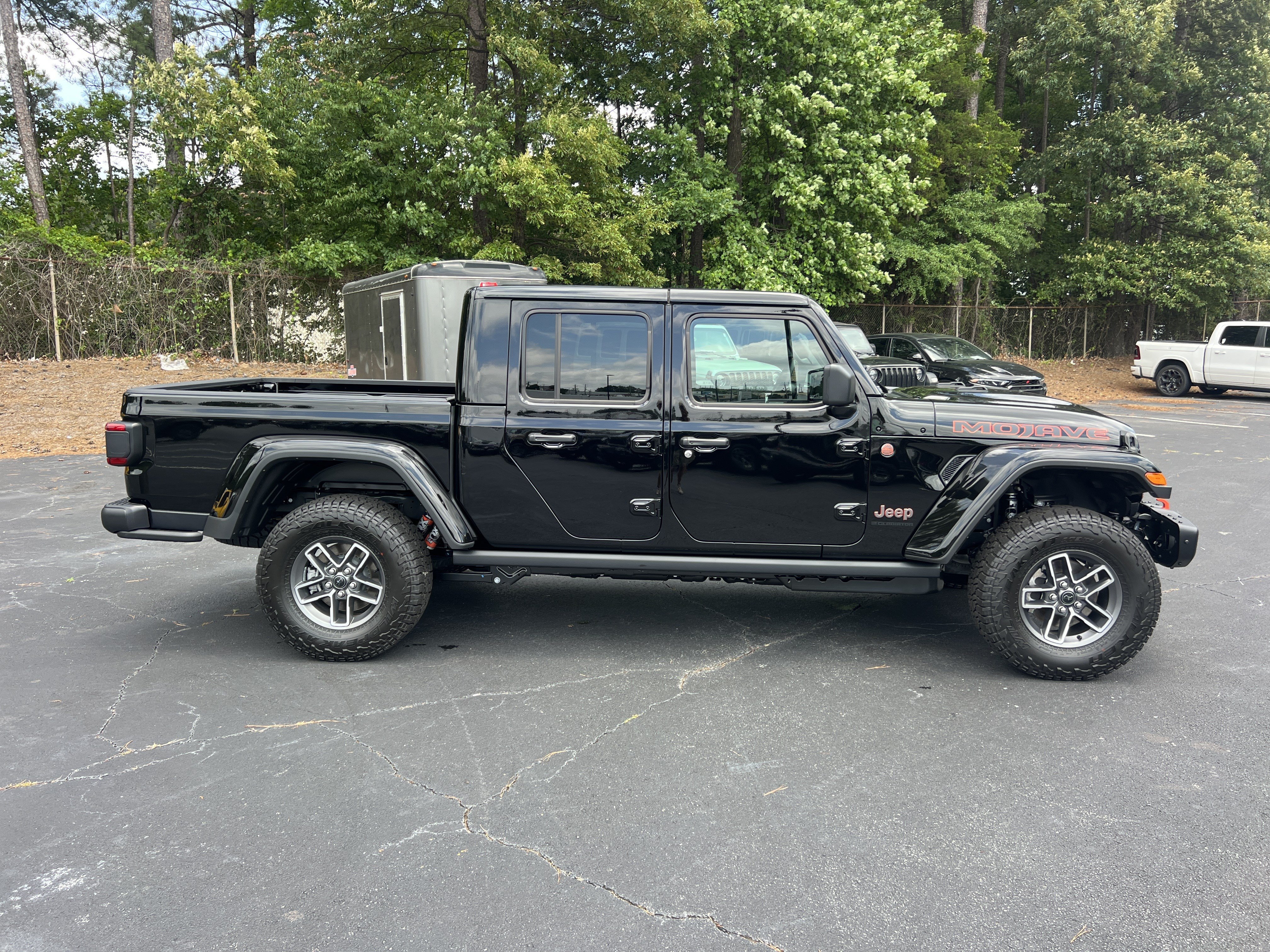 New 2026 Jeep Gladiator Mojave AWD/4WD image 9