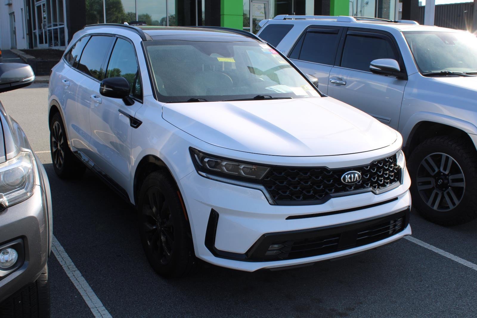 Used 2021 Kia Sorento SX FWD image 2