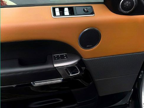 Used 2021 Land Rover Range Rover Sport HSE Dynamic image 13