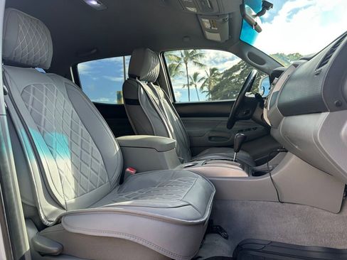 Used 2007 Toyota Tacoma PreRunner image 9