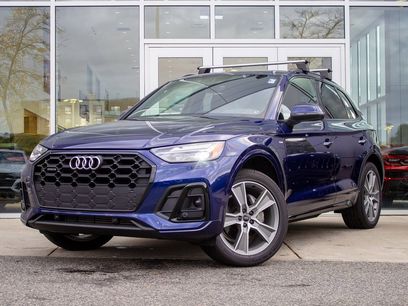 Used 2025 Audi Q5 2.0T Premium w/ Convenience Plus Package