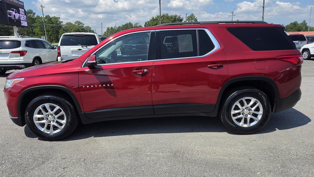 Used 2020 Chevrolet Traverse LT FWD image 3