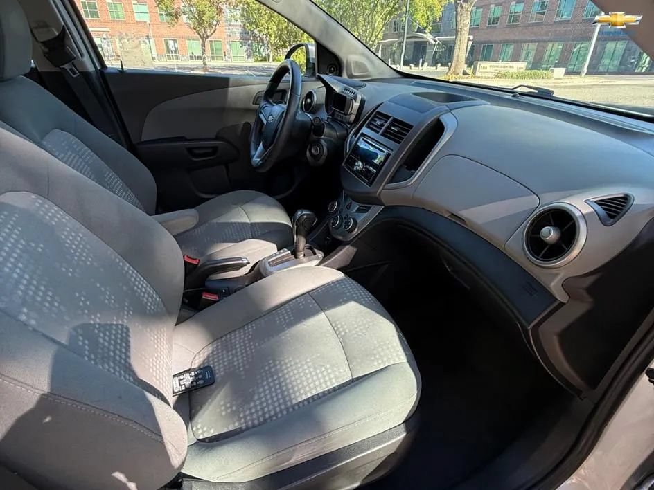 Used 2015 Chevrolet Sonic LS FWD image 22