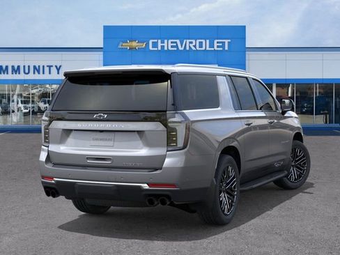 New 2026 Chevrolet Suburban Premier image 8