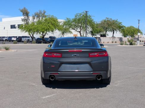 Used 2018 Chevrolet Camaro LT image 4