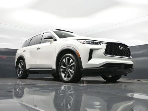 Used 2023 INFINITI QX60 Luxe w/ Vision Package FWD image 46