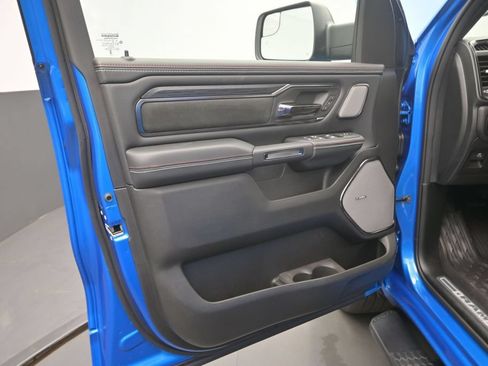 New 2026 RAM 1500 Laramie AWD/4WD image 12