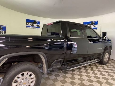 Used 2024 Chevrolet Silverado 2500 LTZ w/ LTZ Convenience Package AWD/4WD image 2