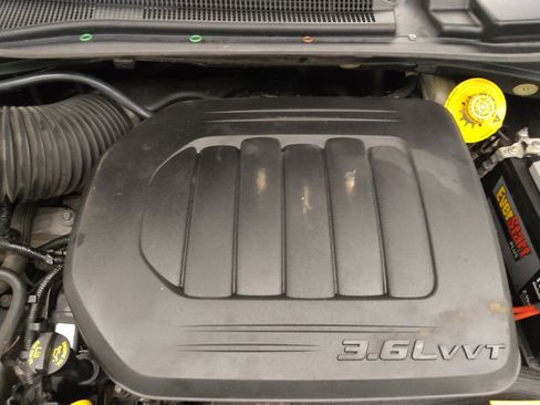 Used 2019 Dodge Grand Caravan SXT FWD image 30