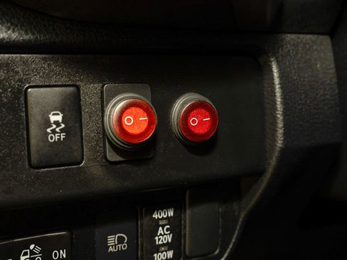 Used 2023 Toyota Tacoma 4x4 Double Cab w/ Trail Edition image 10