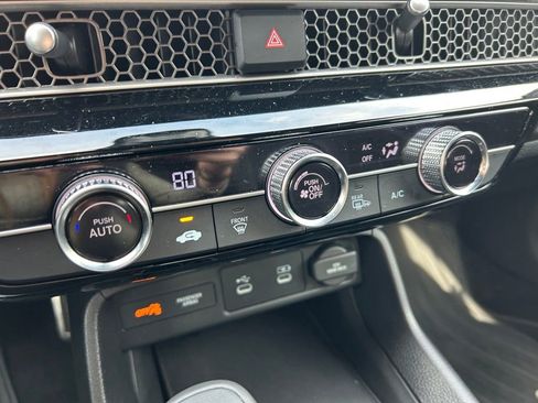 Used 2025 Honda Civic Sport image 28