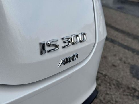 Used 2023 Lexus IS 300 AWD w/ Premium Package image 9