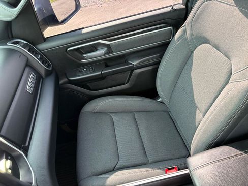 Used 2022 RAM 1500 Big Horn w/ Night Edition AWD/4WD image 25