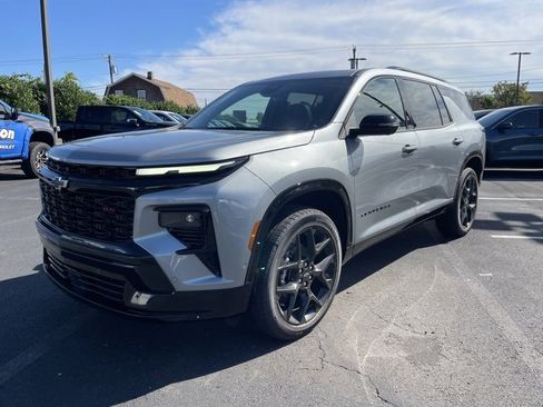 New 2026 Chevrolet Traverse RS image 3
