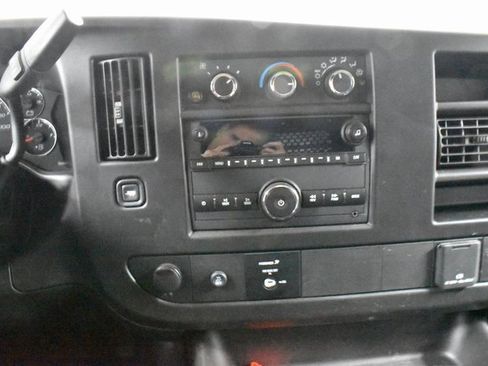 Used 2024 Chevrolet Express 2500 w/ Driver Convenience Package image 21