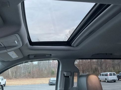 Used 2018 GMC Sierra 1500 SLT image 29