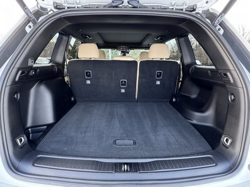 Used 2024 Jeep Grand Cherokee Limited w/ Trailer Tow Package image 6