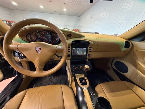Used 2001 Porsche 911 Carrera 4 AWD/4WD image 28