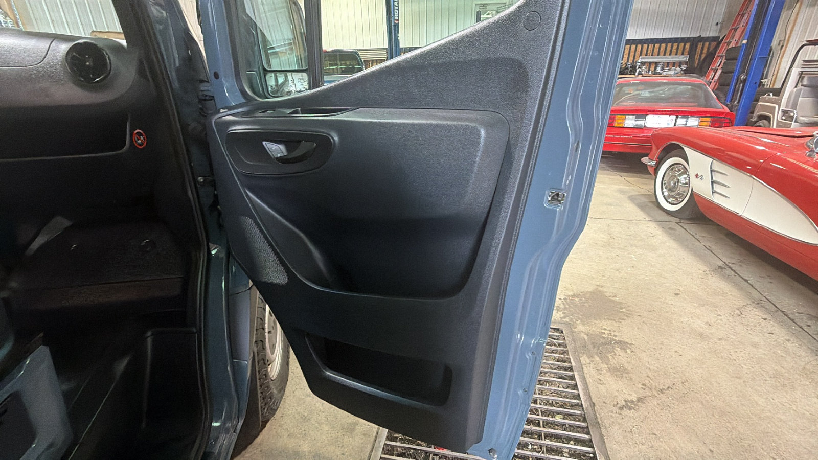 Used 2019 Mercedes-Benz Sprinter 170 image 19