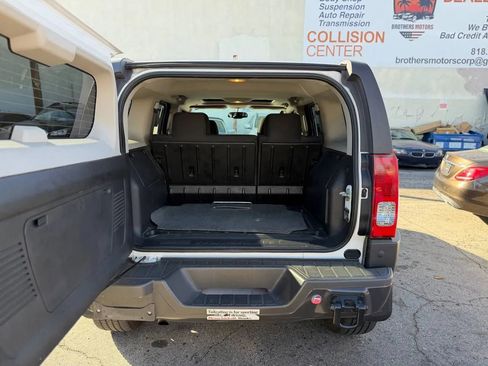 Used 2007 HUMMER H3 image 31
