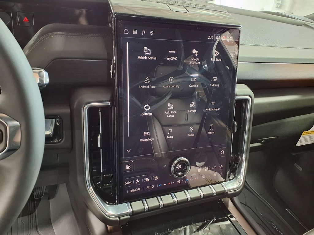 New 2026 GMC Yukon Denali w/ Advanced Technology Package RWD image 18