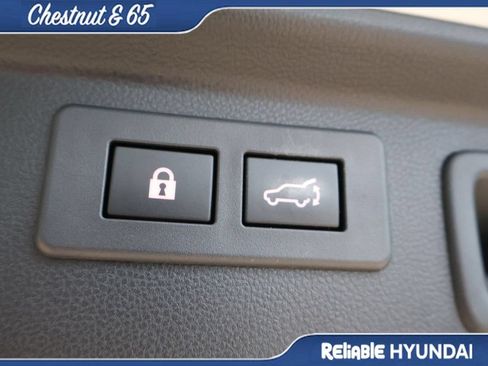 Used 2020 Subaru Forester Premium AWD/4WD image 17