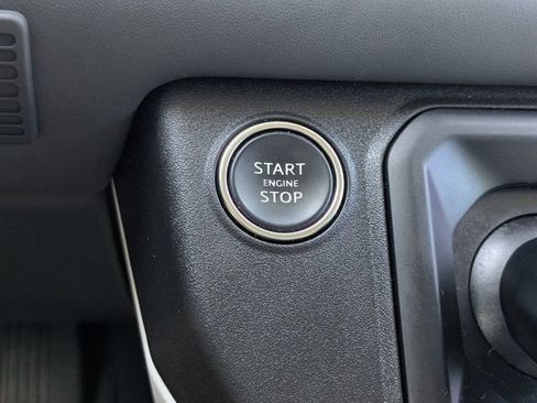Certified 2023 Land Rover Defender 130 First Edition AWD/4WD image 25