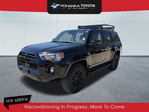 Used 2024 Toyota 4Runner SR5 Premium w/ 4Runner Black Package (TMS) image 1