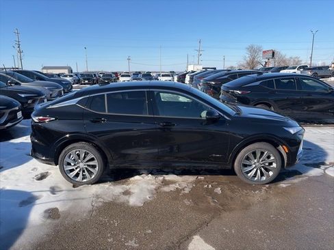 New 2026 Buick Envista Avenir image 7