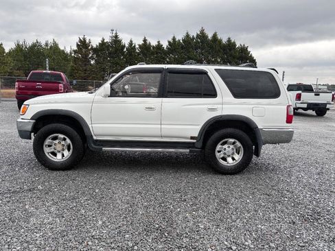 Used 1998 Toyota 4Runner SR5 AWD/4WD image 8