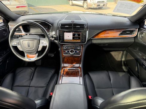 Used 2017 Lincoln Continental Reserve w/ Technology Package image 23
