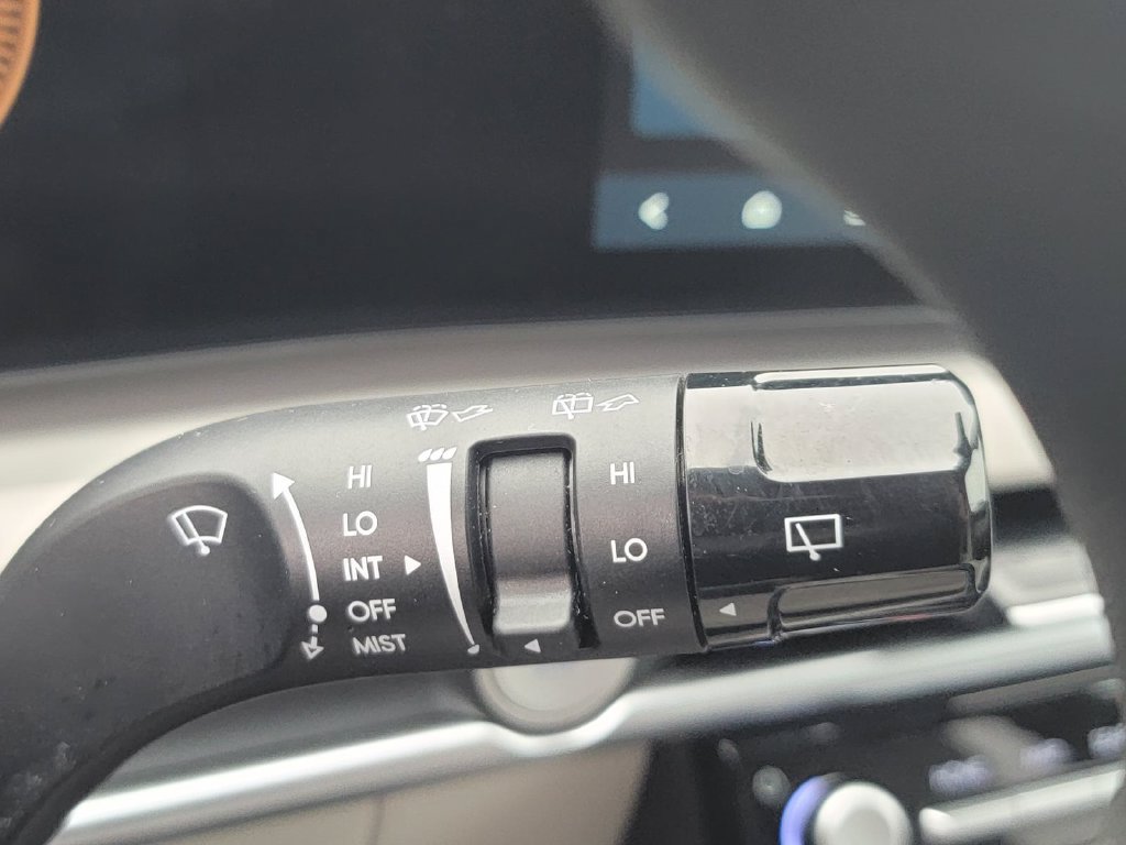 Used 2025 Hyundai Tucson SEL AWD/4WD image 21