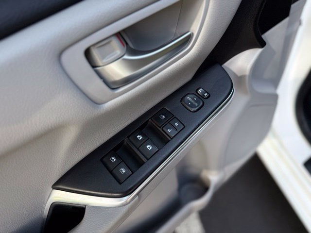 Used 2016 Toyota Camry SE FWD image 12