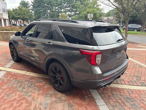 Used 2020 Ford Explorer ST w/ ST Street Pack AWD/4WD image 5