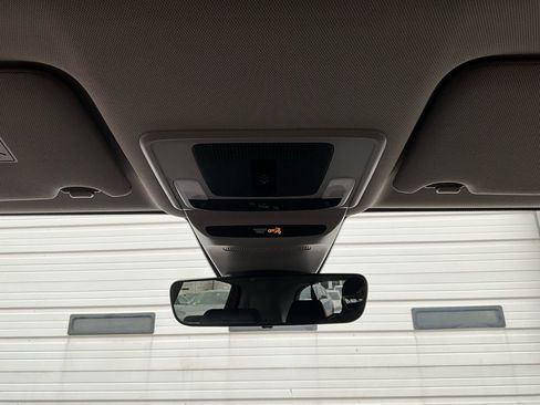 Used 2025 Honda HR-V EX-L image 15