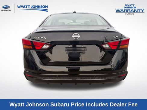 Used 2024 Nissan Altima 2.5 SV FWD image 7
