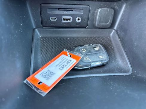 Used 2020 GMC Terrain SLT w/ Preferred Package image 29