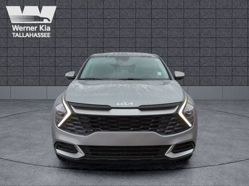 Certified 2024 Kia Sportage LX image 9