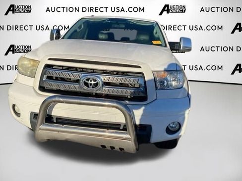 Used 2010 Toyota Tundra 4x4 CrewMax image 15