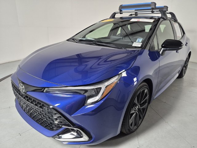 Certified 2025 Toyota Corolla XSE FWD image 1