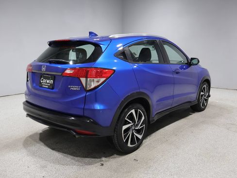 Used 2019 Honda HR-V Sport image 2