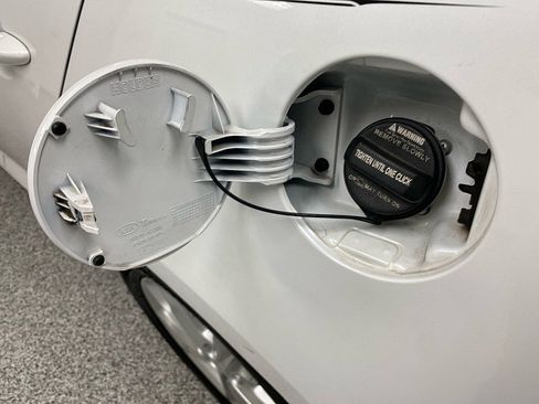 Used 2012 Kia Optima EX image 26