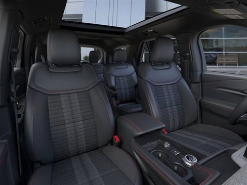 New 2026 Ford Explorer ST-Line w/ ST-Line Street Pack image 10