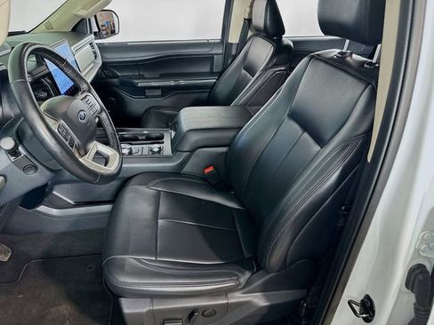 Certified 2024 Ford Expedition Max XLT image 15