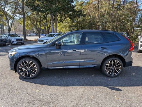 New 2026 Volvo XC60 T8 Ultra w/ Protection Package Premier image 7