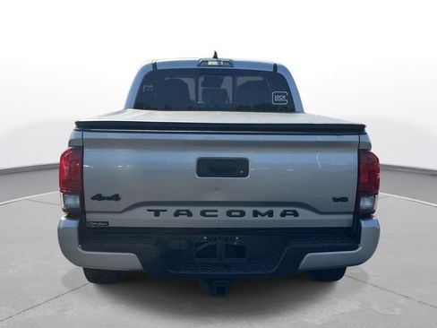 Used 2022 Toyota Tacoma SR5 w/ Technology Package AWD/4WD image 7
