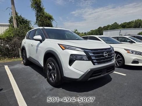 Used 2026 Nissan Rogue SV FWD image 5