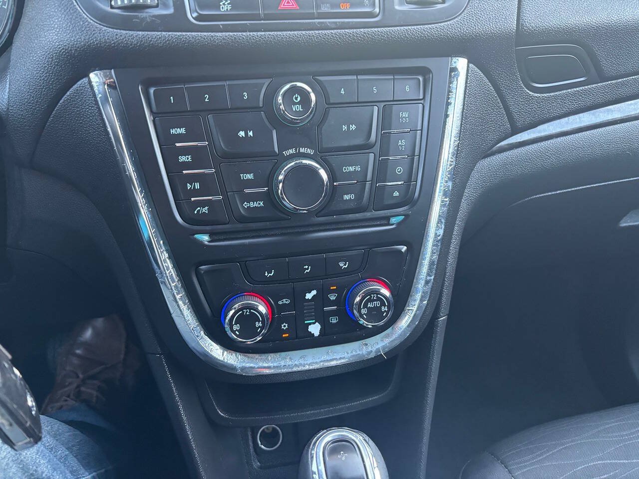 Used 2015 Buick Encore Convenience AWD/4WD image 32